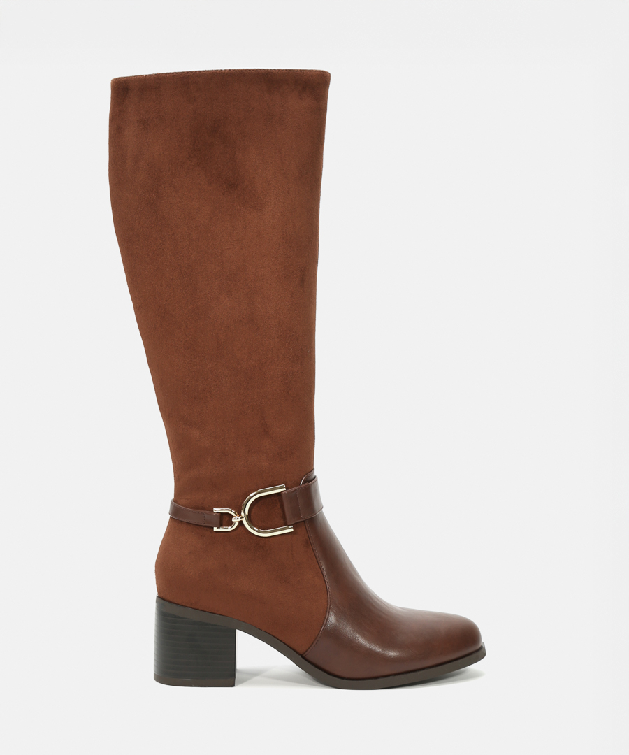 Botas tacón adorno metálico